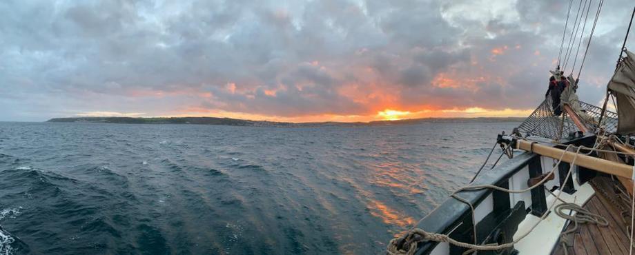 Sunset aboard the Cirdan